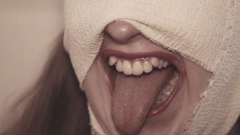 кадр из фильма The Bite