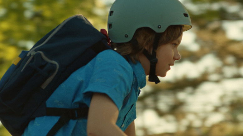 кадр из фильма À mort le bikini!