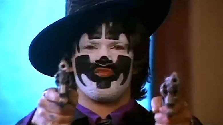 кадр из фильма Алчные дельцы