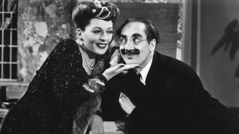 кадр из фильма Ночь в Касабланке