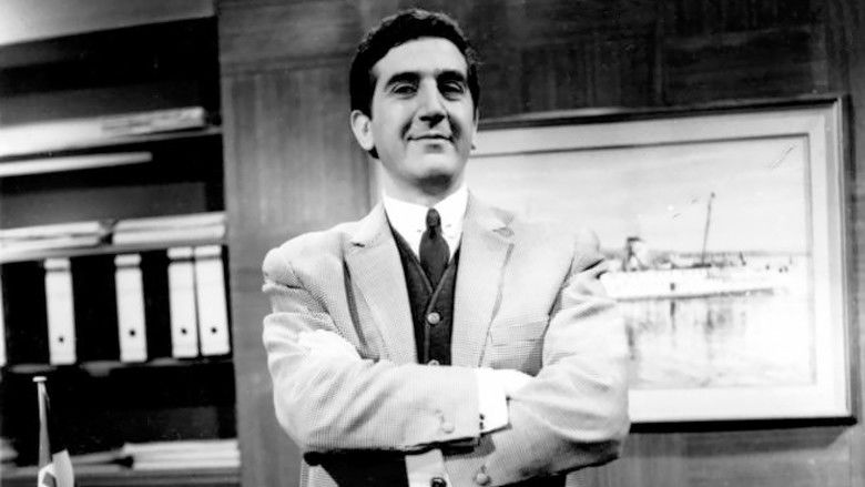 кадр из фильма Άνθρωπος για Όλες τις Δουλειές...