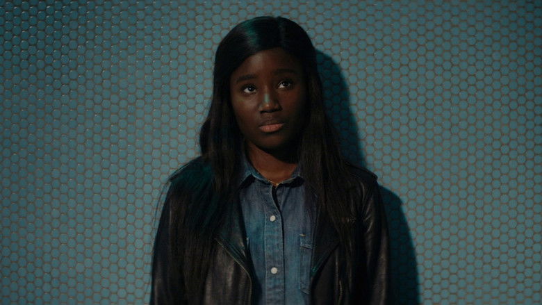 кадр из фильма Девичество