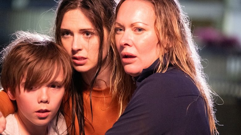 кадр из фильма A Predator's Obsession