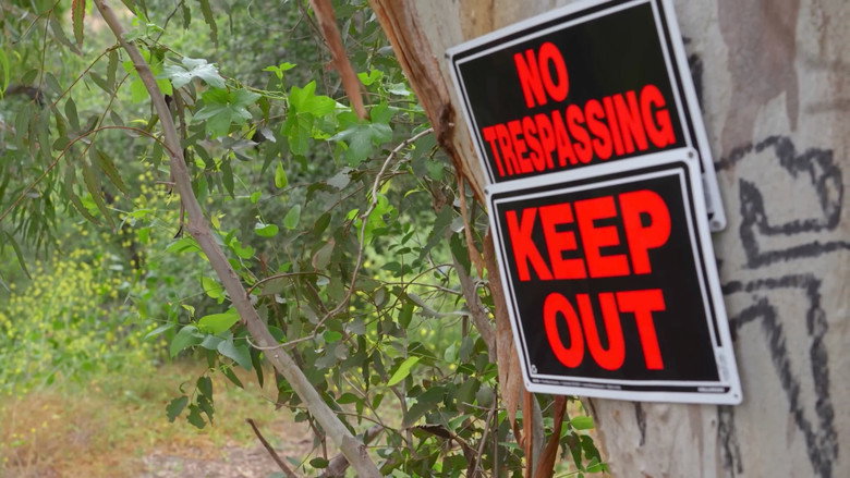 кадр из фильма Keep Out