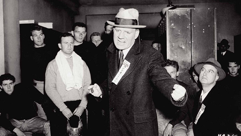 кадр из фильма Knute Rockne All American