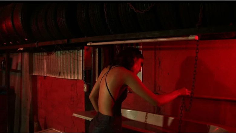 кадр из фильма Homens mortos não conta história