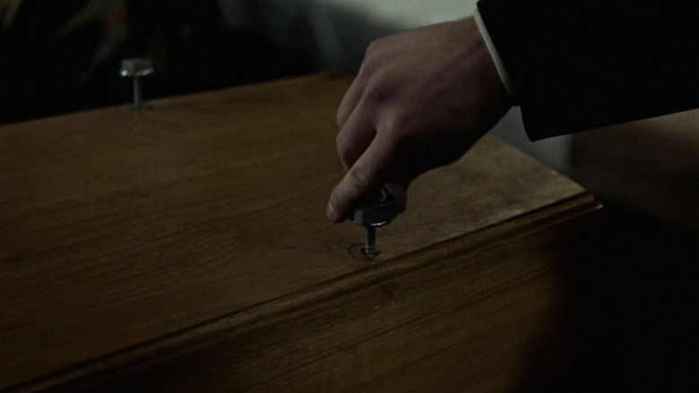 кадр из фильма Кроткая