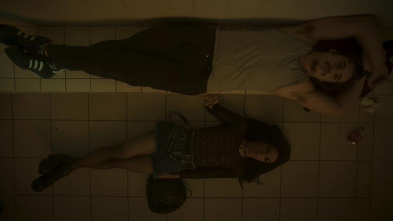 кадр из фильма Flush