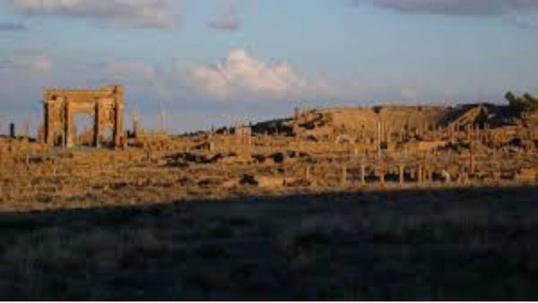 кадр из фильма Timgad