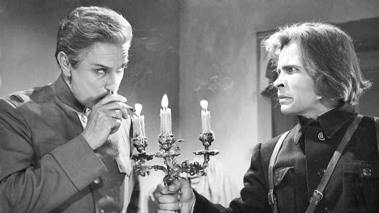 кадр из фильма Хмурое утро