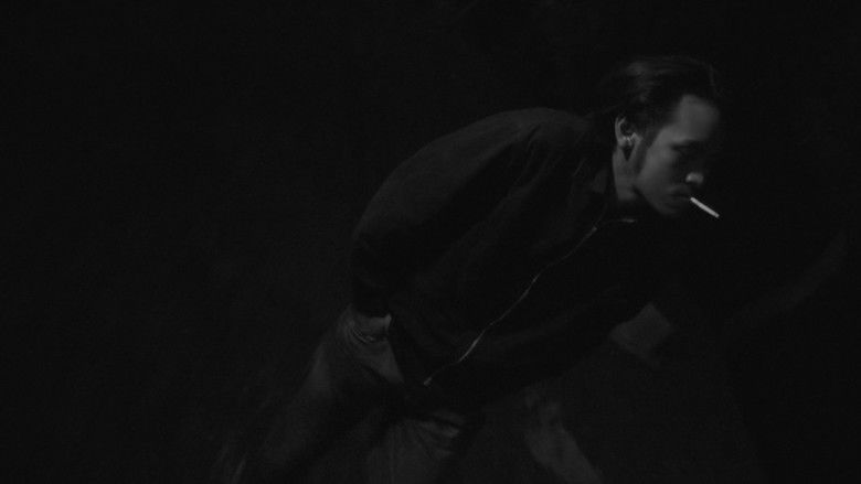 кадр из фильма The Iron Lung