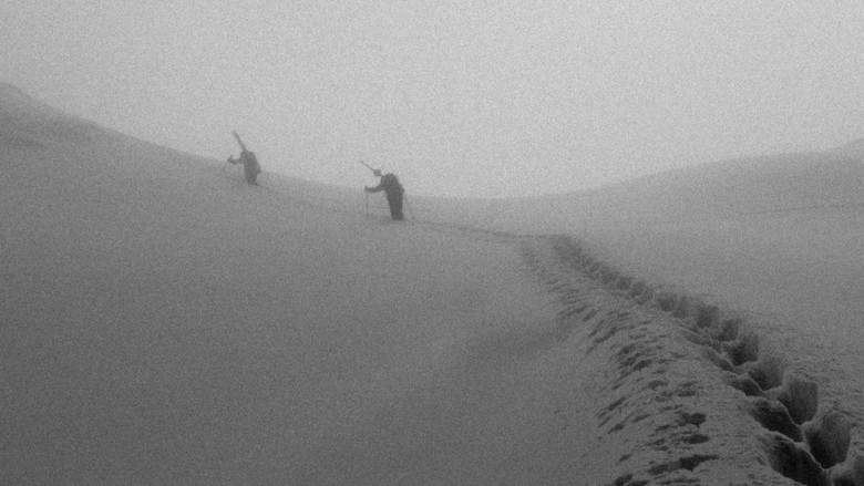 кадр из фильма inefficient joy_