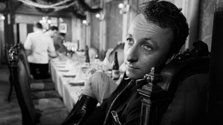 кадр из фильма Пепел и алмаз