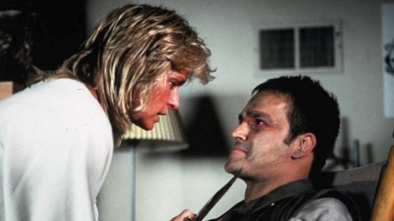 кадр из фильма Крайности