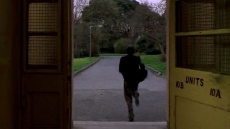 кадр из фильма На краю