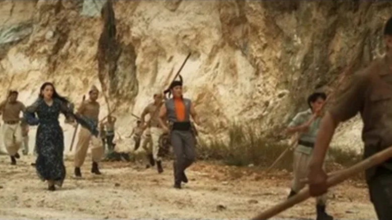 кадр из фильма Comic 8 Revolution: Santet K4bin3t