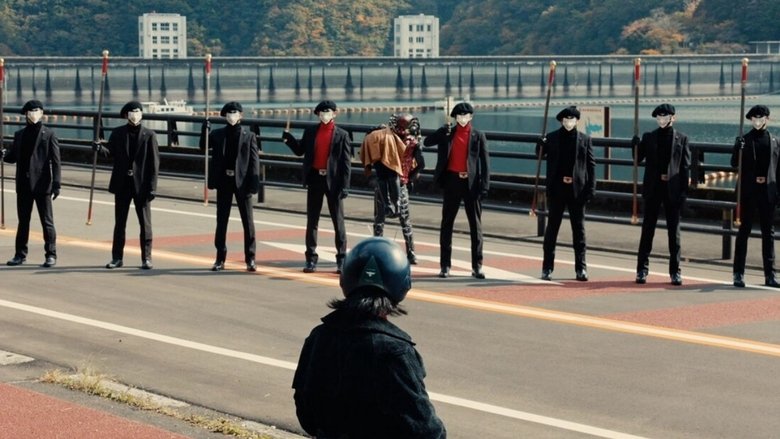 кадр из фильма Новый Камен Райдер