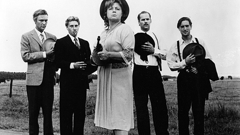 кадр из фильма Кровавая мама