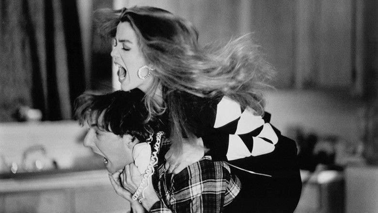 кадр из фильма Околдованный