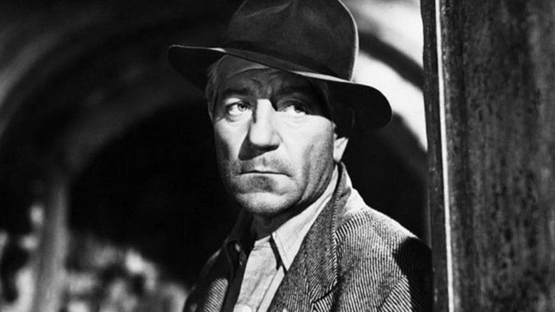 кадр из фильма У стен Малапаги