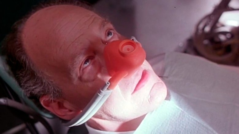 кадр из фильма Дантист