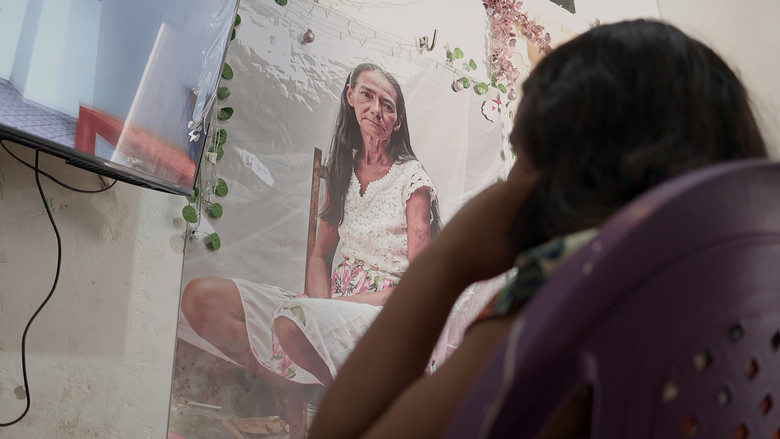 кадр из фильма LUZA