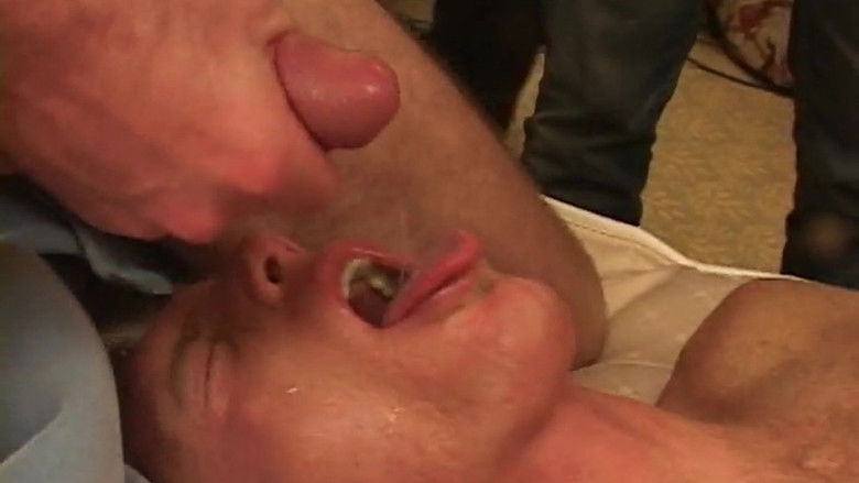 кадр из фильма Riding Billy Wild