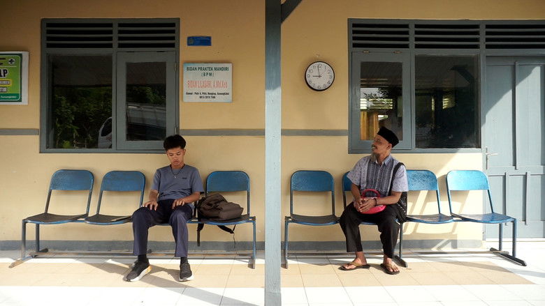 кадр из фильма Regarding Free Hours