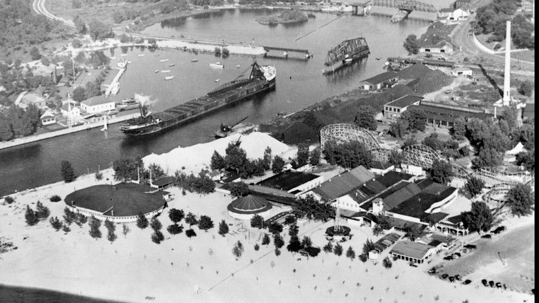 кадр из фильма A Legacy Of Memories: Silver Beach Amusement Park