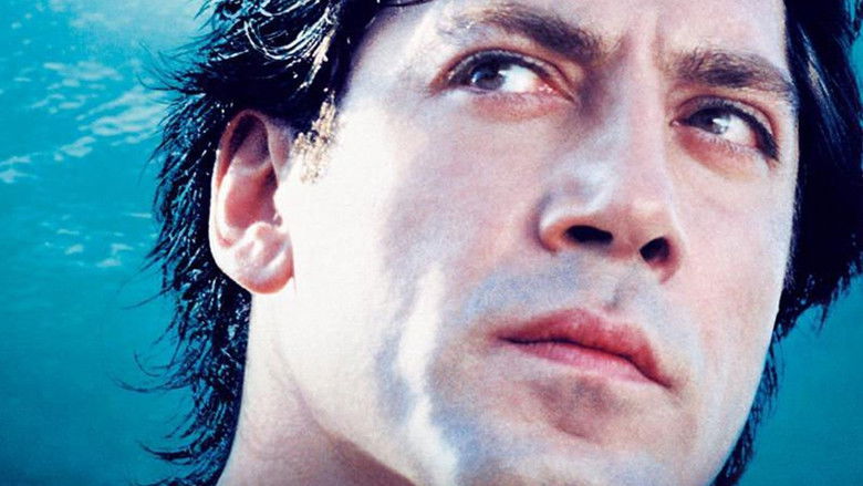 кадр из фильма Море внутри