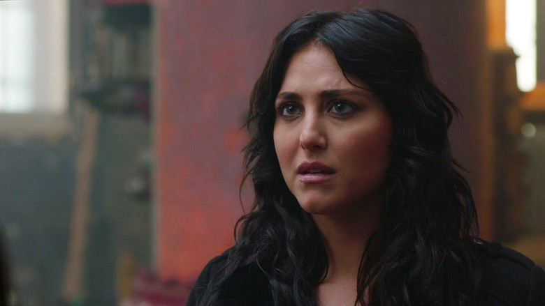 кадр из фильма Акулий торнадо 5: Глобальное роение