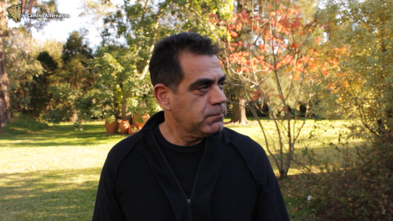 кадр из фильма Camino Alternativo