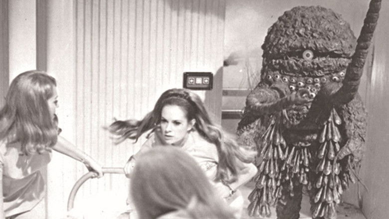 кадр из фильма Зеленая слизь