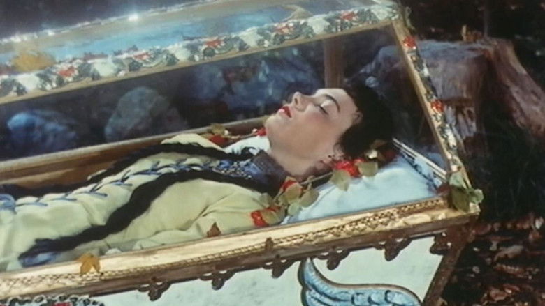 кадр из фильма Schneewittchen und die sieben Zwerge