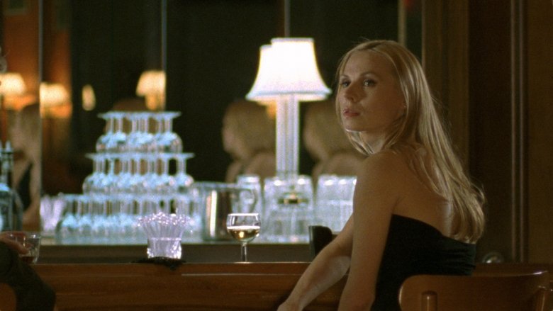 кадр из фильма Сорок оттенков грусти