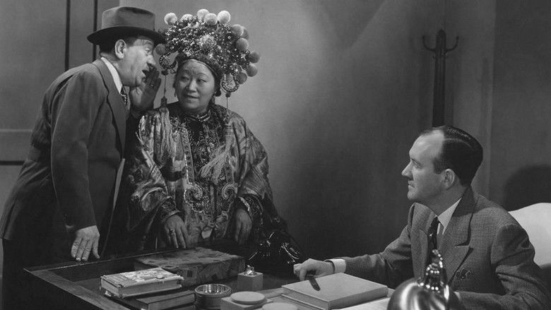 кадр из фильма The Singing Marine