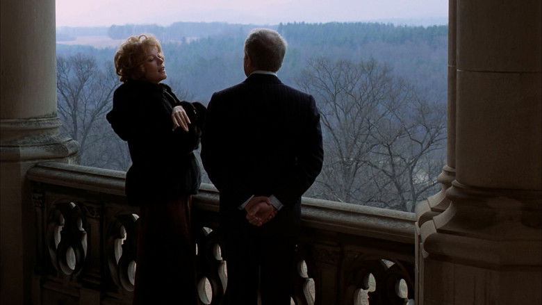 кадр из фильма Будучи там