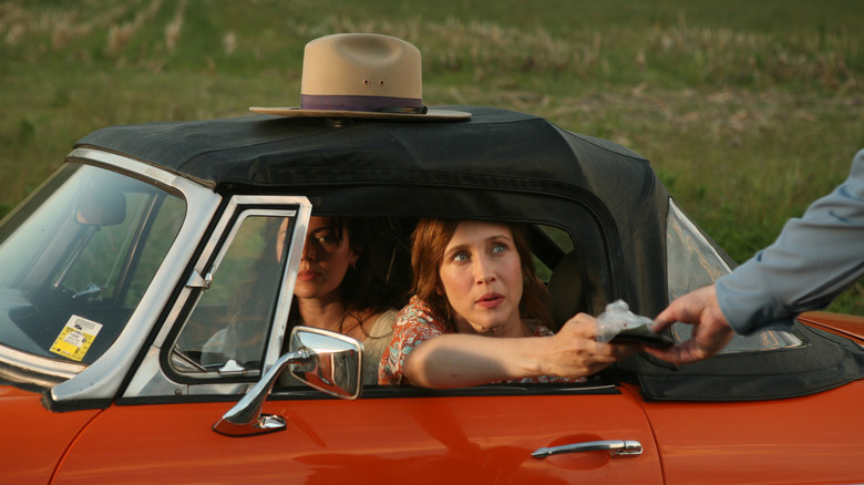 кадр из фильма Небо и земля