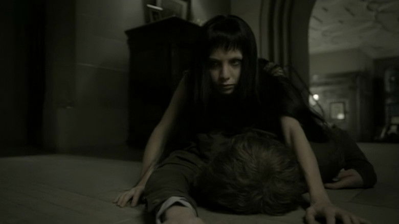 кадр из фильма Locke & Key