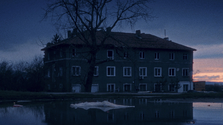 кадр из фильма Безветрие