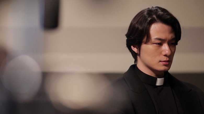 кадр из фильма 온리 갓 노우즈 에브리띵