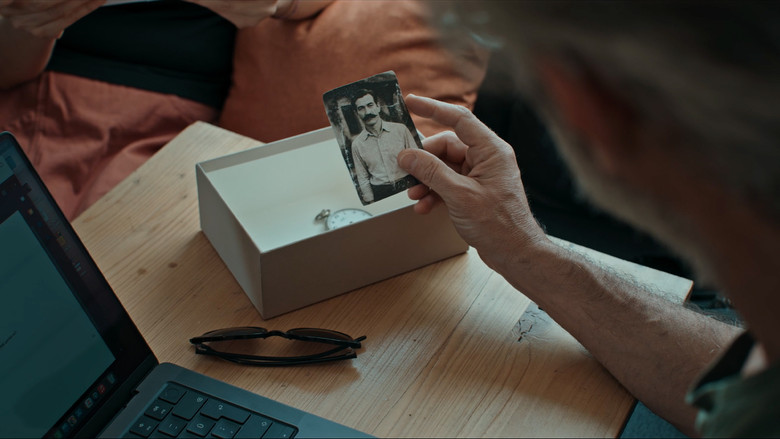 кадр из фильма Dedemin Bıyığı