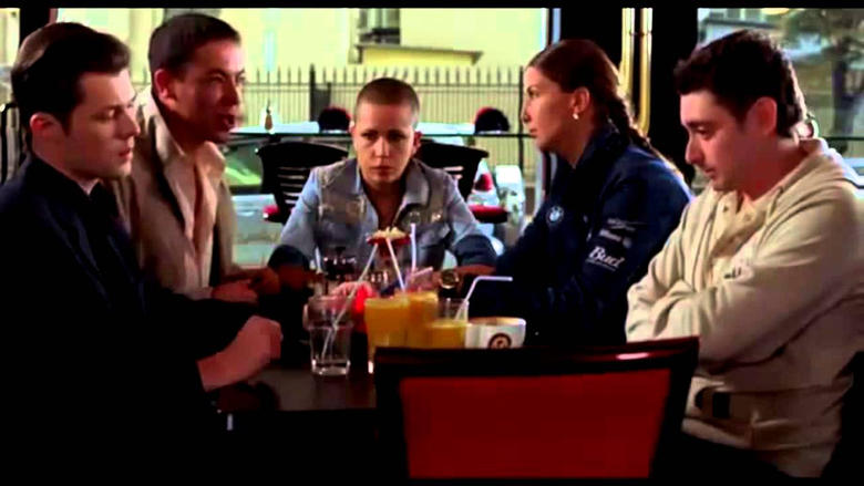 кадр из фильма Мантикора