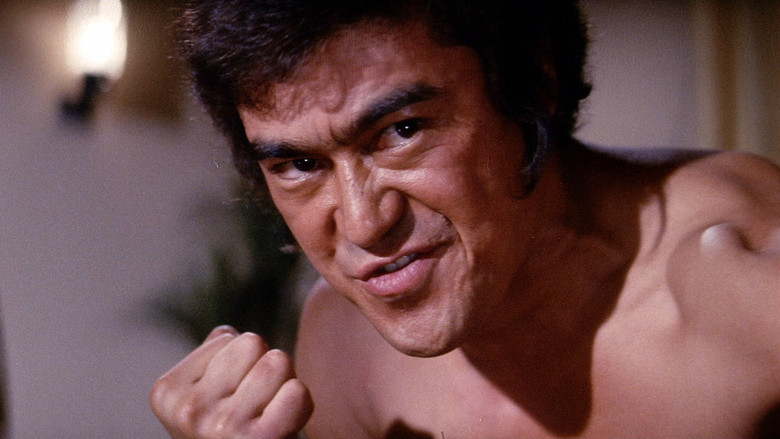 кадр из фильма Уличный боец