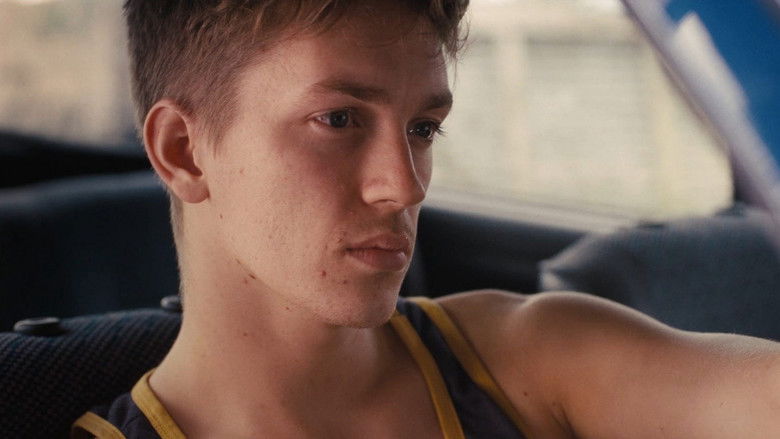 кадр из фильма Лето