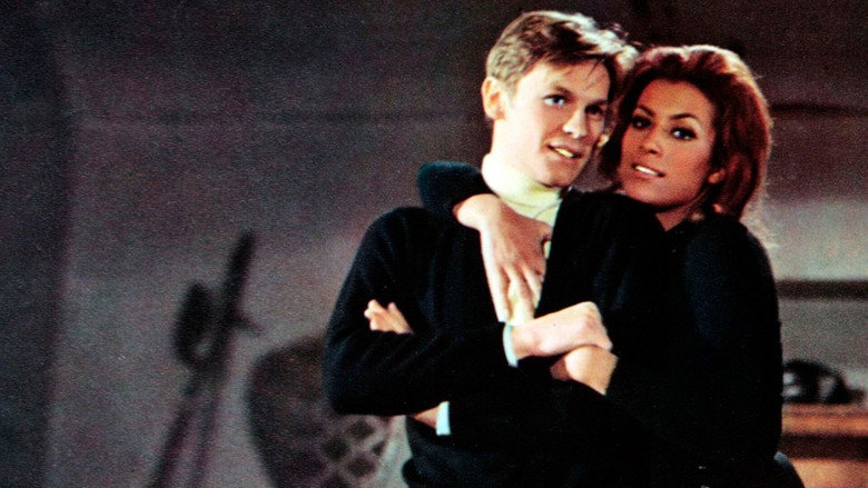 кадр из фильма Sai cosa faceva Stalin alle donne?