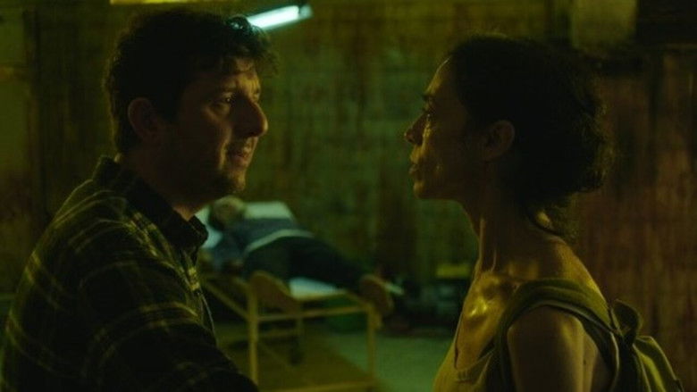 кадр из фильма Έκδυση