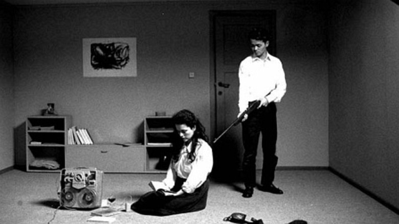 кадр из фильма Поклонение