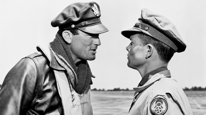 кадр из фильма Вертикальный взлет