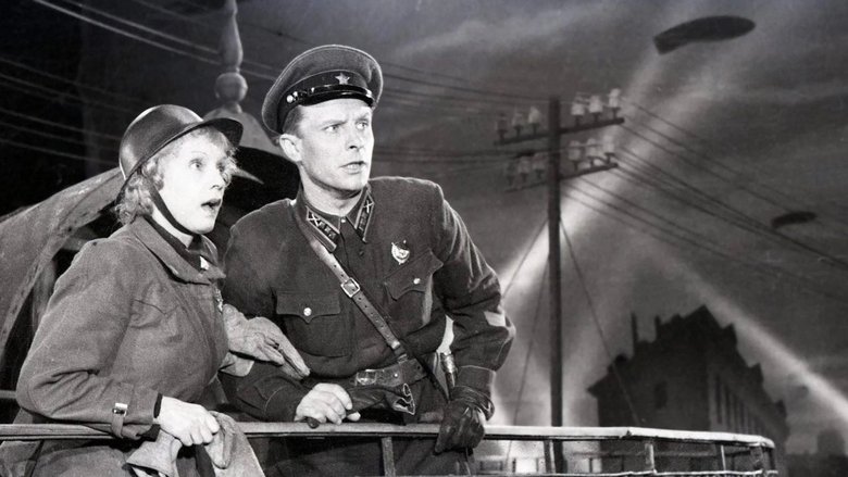 кадр из фильма В шесть часов вечера после войны